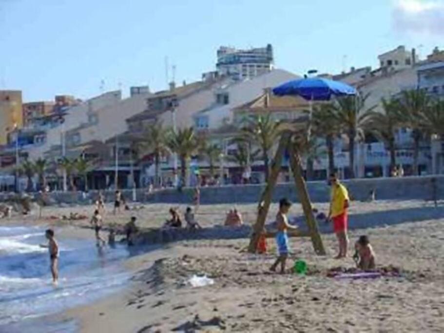 Beachside Apartment In The Centre Of Ел Кампело Екстериор снимка