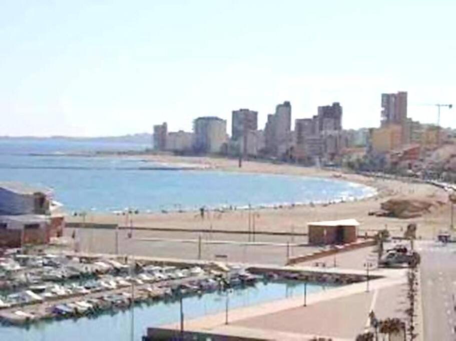 Beachside Apartment In The Centre Of Ел Кампело Екстериор снимка
