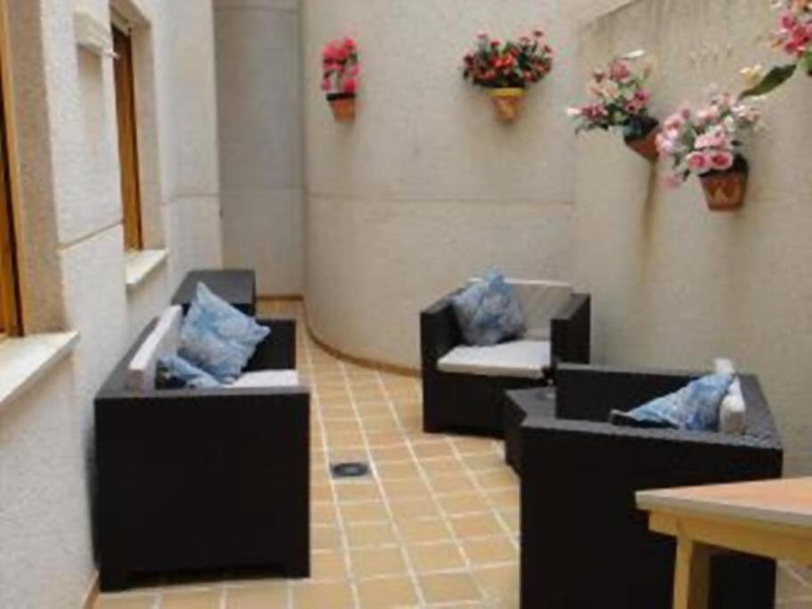 Beachside Apartment In The Centre Of Ел Кампело Екстериор снимка