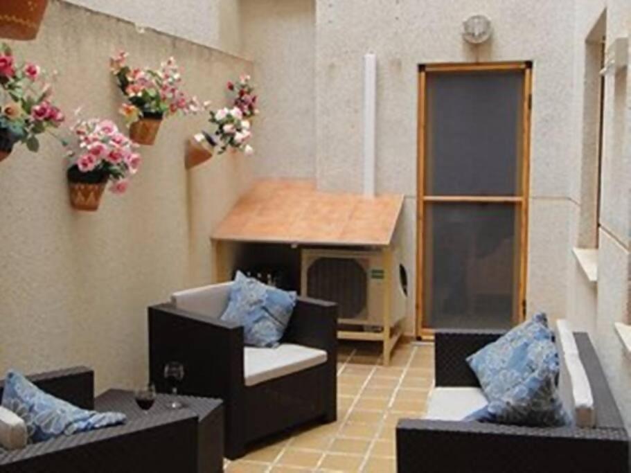 Beachside Apartment In The Centre Of Ел Кампело Екстериор снимка