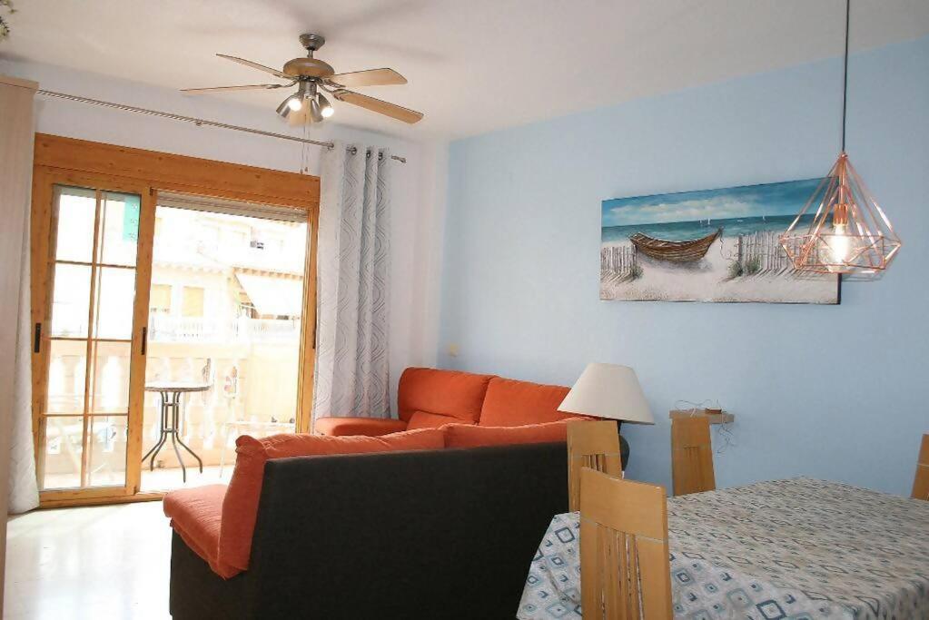 Beachside Apartment In The Centre Of Ел Кампело Екстериор снимка
